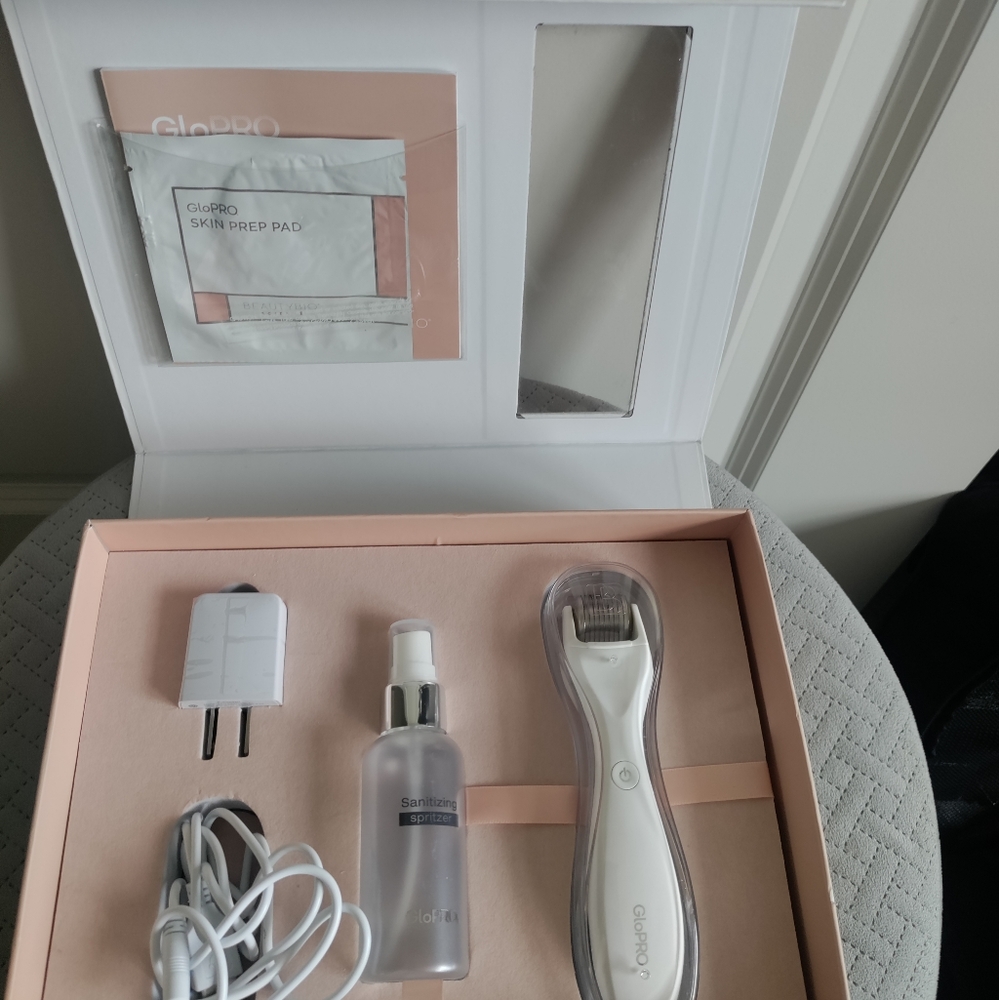 Glo Pro Microneedling Regeneration Tool. Used A Few Times. Great Condition